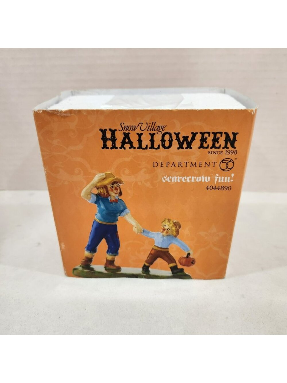 Dept 56 Snow Village Halloween Scarecrow Fun 4044890 Figurine New in Box